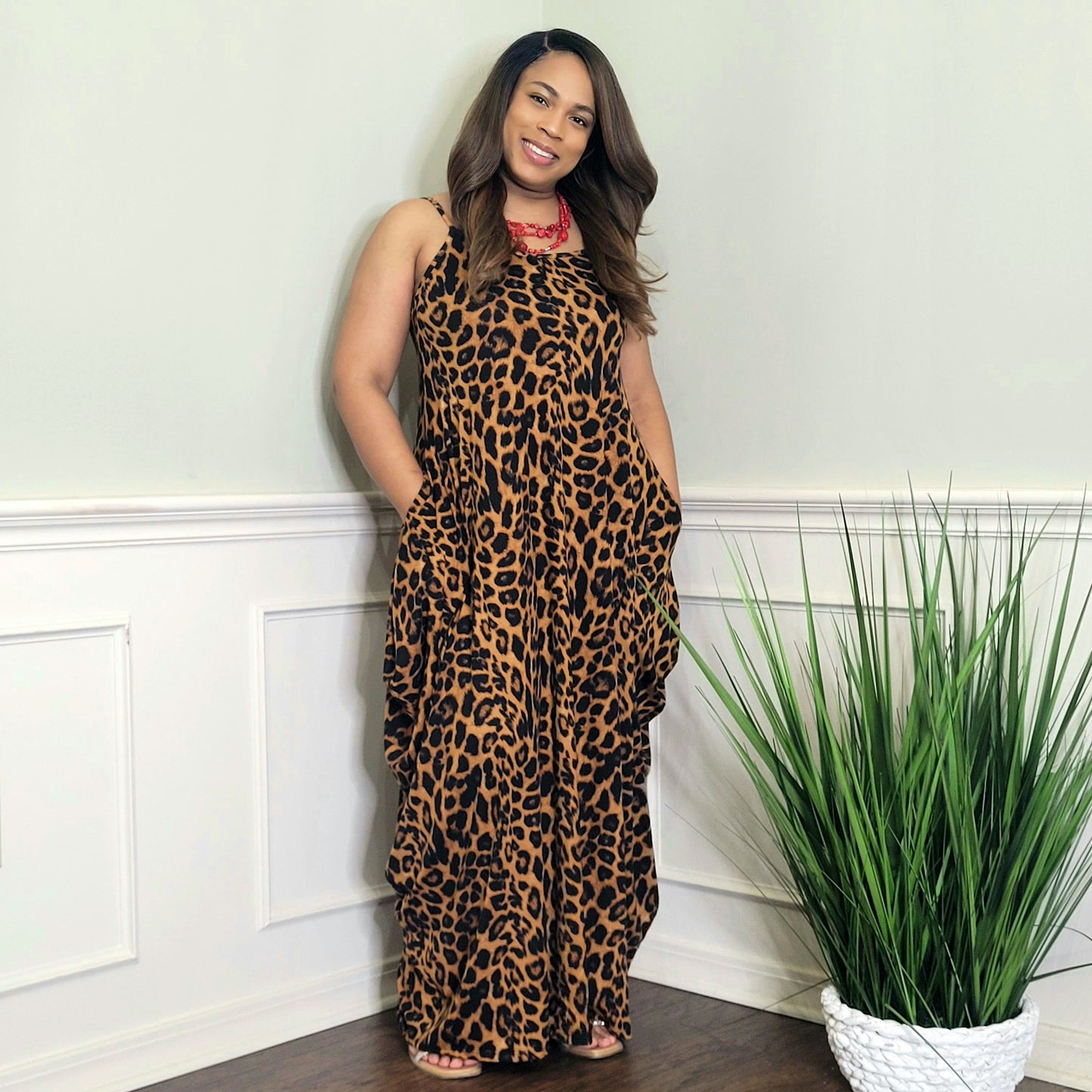Leopard print maxi dress front